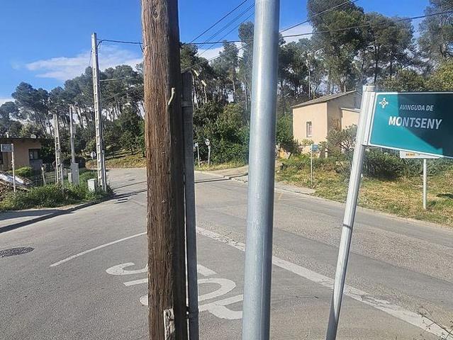 Terreno en venta en calle Del Niu Guerrer, Sant Cugat del Vallès, de 400 m² por 173.000