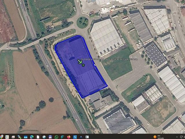 Terreno en venta en calle Del Pla de L'estany, Cassà de la Selva, de 4.842 m² por 101.500