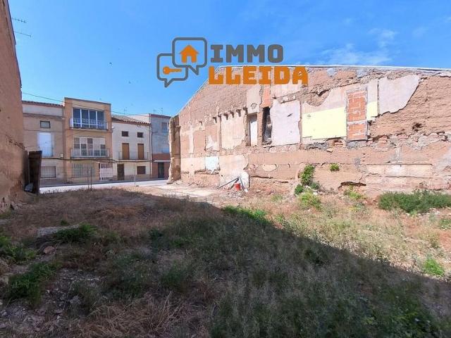 Terreno en venta en calle Domènec Cardenal, Bellvís, de 260 m² por 46.000