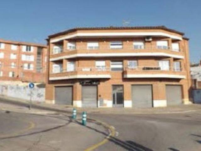 Terreno en venta en calle orà, Terrassa, de 908 m² por 418.000