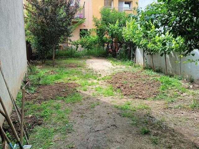 Terreno en venta en calle Eusebi Molera, Vic, de 82 m² por 125.000