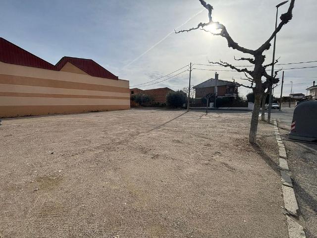 Terreno en venta en calle El Bruc, Móra la Nova, de 484 m² por 60.000