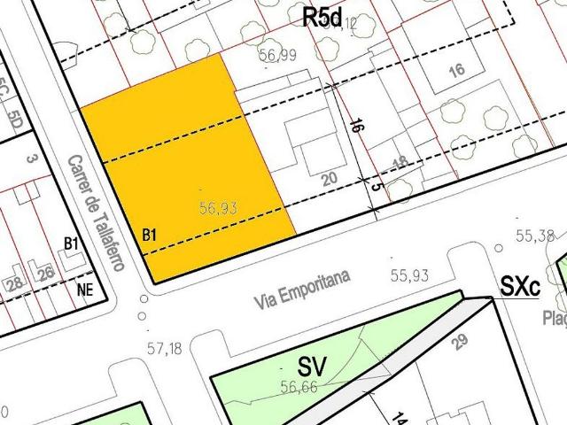 Terreno en venta en calle Emporitana, Figueres, de 772 m² por 400.000