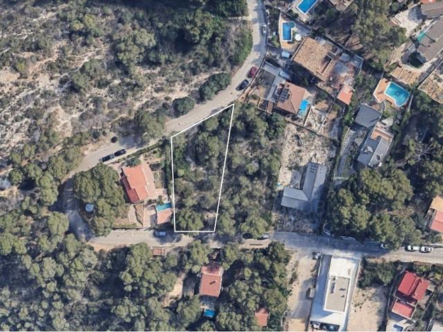 Terreno en venta en calle Enric Granados, Calafell, de 922 m² por 65.000