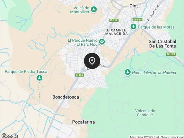 Terreno en venta en calle Freixe, Olot, de 200 m² por 6.300