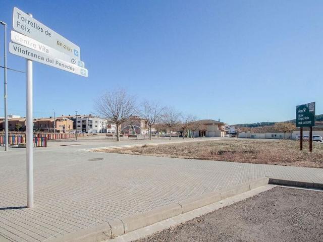 Terreno en venta en calle Joan Maragall, Sant Martí Sarroca, de 2.400 m² por 550.000