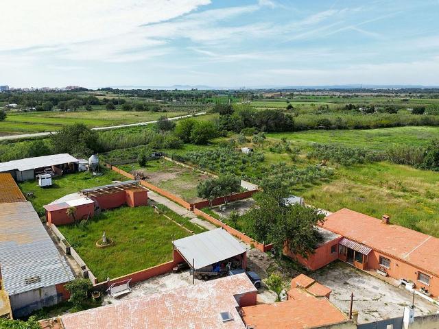 Terreno en venta en calle Les Torroeles, Palau Saverdera, de 3.832 m² por 299.000