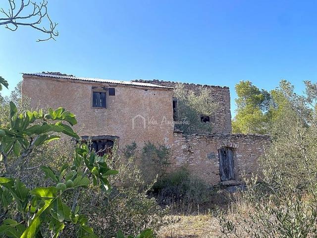 Terreno en venta en calle Sense Nom, Rasquera, de 35.894 m² por 75.000