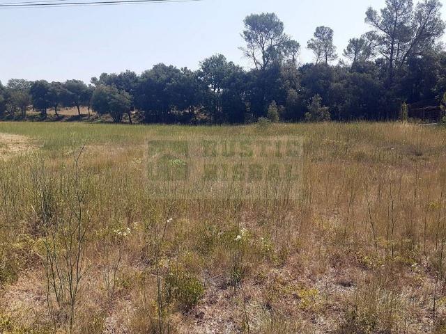 Terreno en venta en calle Serres, Vilopriu, de 2.140 m² por 320.000