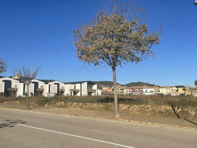 Terreno en venta en calle Torres Jonama, Mont Ras, de 3.000 m² por 390.000