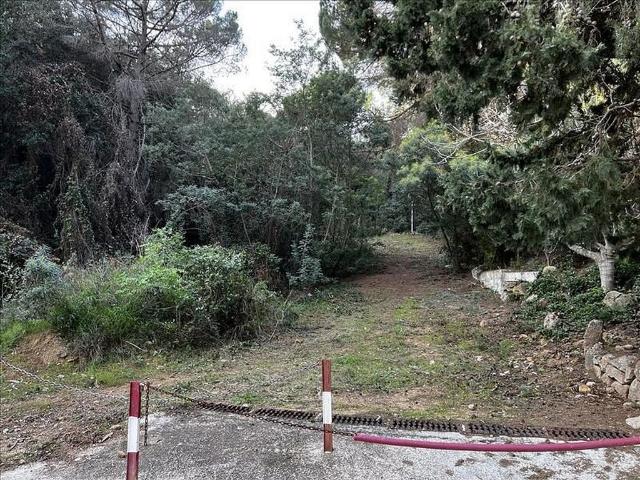 Terreno en venta en calle Ur Rosamarsanta Cristina Daro Girona, Santa Cristina d´Aro, de 1.990 m² por 305.000
