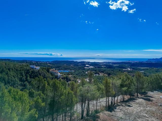 Terreno en Venta en Callosa d’En Sarrià – Urbanización Santa Clara