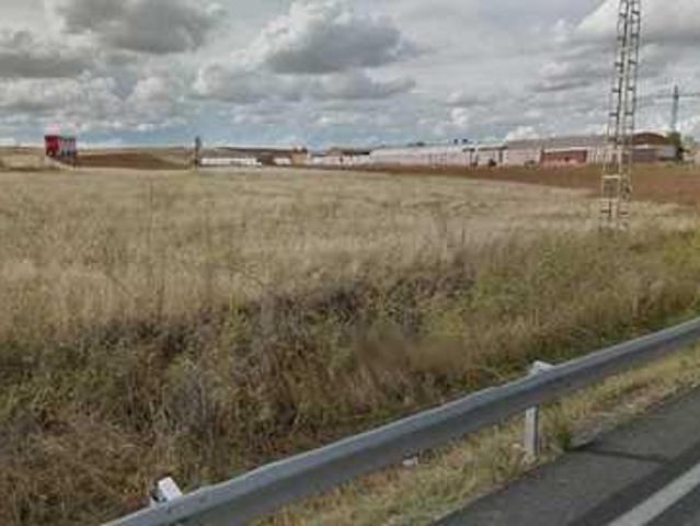 Terreno en venta en Camarma De Esteruelas