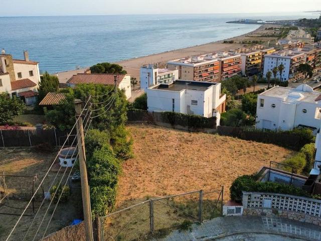 Terreno en venta en Canet de Mar, de 481 m² por 260.000