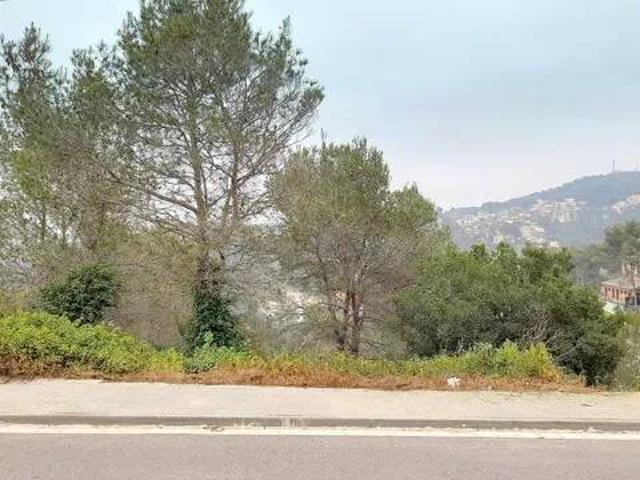 Terreno en Venta en Canyelles