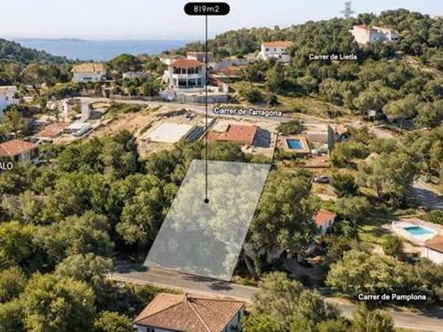Terreno en Venta en Canyelles