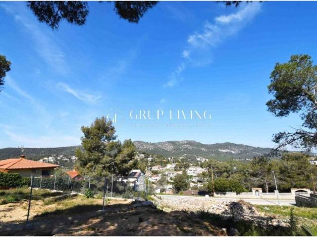 Terreno en Venta en Canyelles