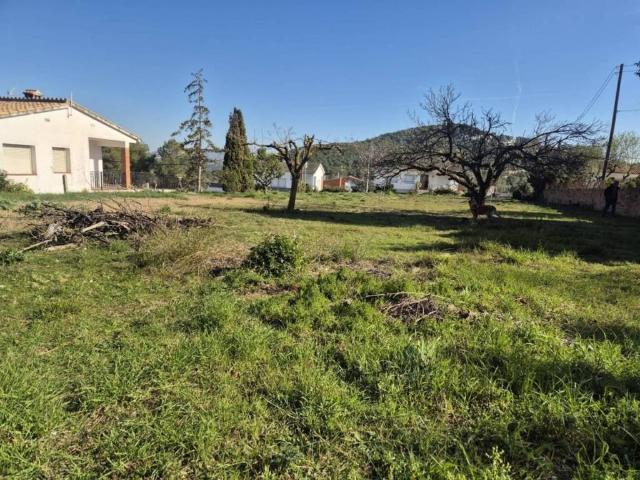 Terreno en Venta en Canyelles