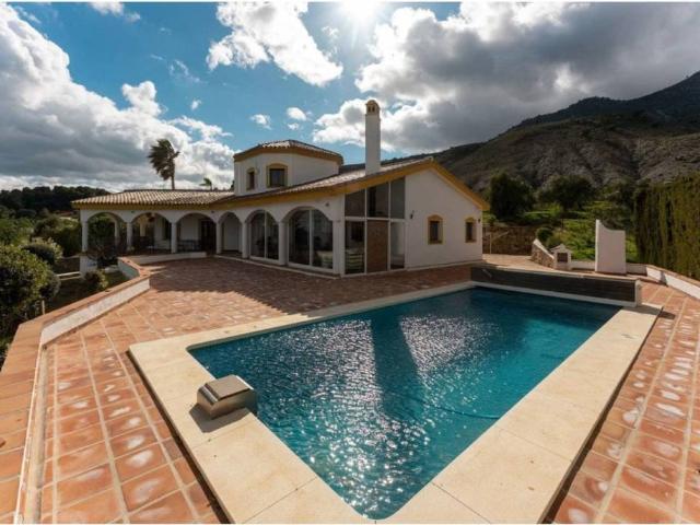 Terreno en Venta en Casarabonela