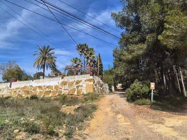 Terreno en Venta en Castelló de Rugat