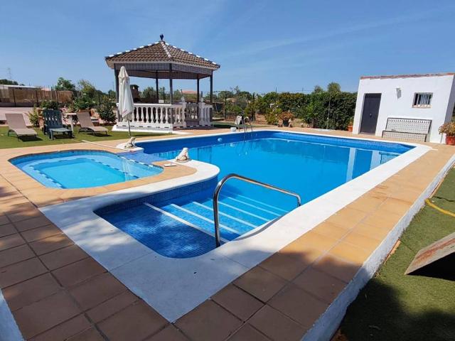 Terreno en Venta en Carmona