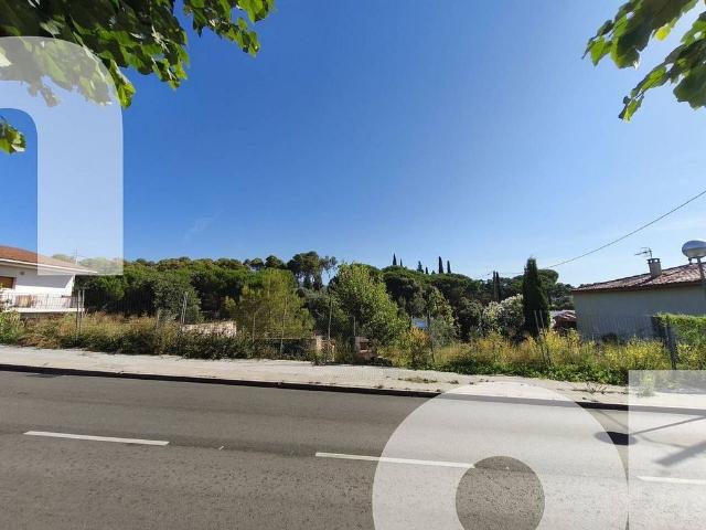 Terreno en venta en carretera Sagrera, Santa Eulàlia de Ronçana, de 999 m² por 110.000