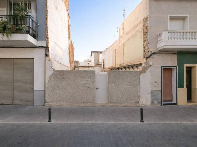 Terreno en Venta en Catral