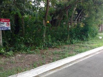 Terreno en venta en Chetumal de 1100 m2 frente al mar cerca de Calderitas