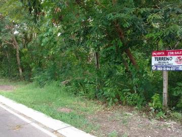 Terreno en venta en Chetumal de 1100 m2 frente al mar cerca de Calderitas