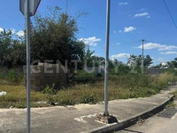 Terreno en Venta en Chichi Suárez, Mérida, Yucatán