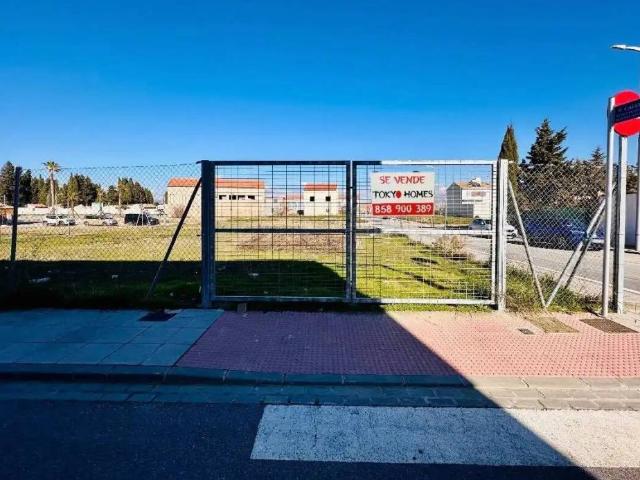 Terreno en Venta en Churriana de La Vega