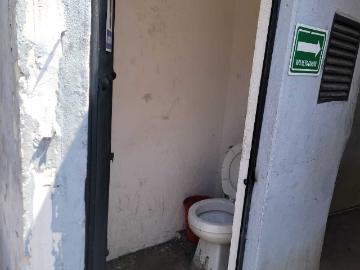 Terreno en VENTA en col. Las Flores por el Monumento a Lázaro Cárdenas, Morelia