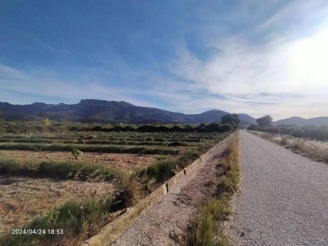 Terreno en Venta en Corbera