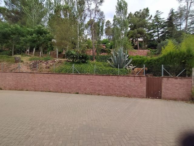 Terreno en venta en Corbera de Llobregat, de 150 m² por 60.000