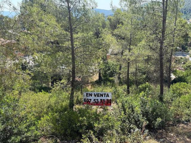 Terreno en venta en Corbera de Llobregat, de 1.053 m² por 73.000