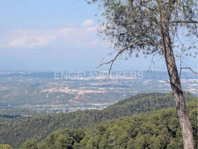 Terreno en Venta en Corbera de Llobregat