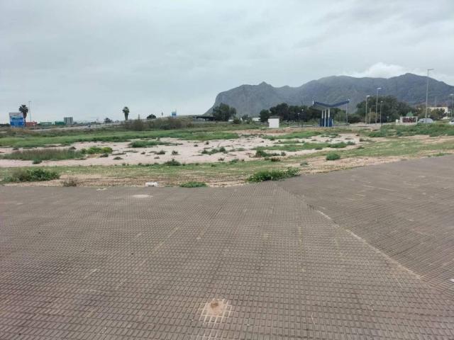 Terreno en Venta en Cox
