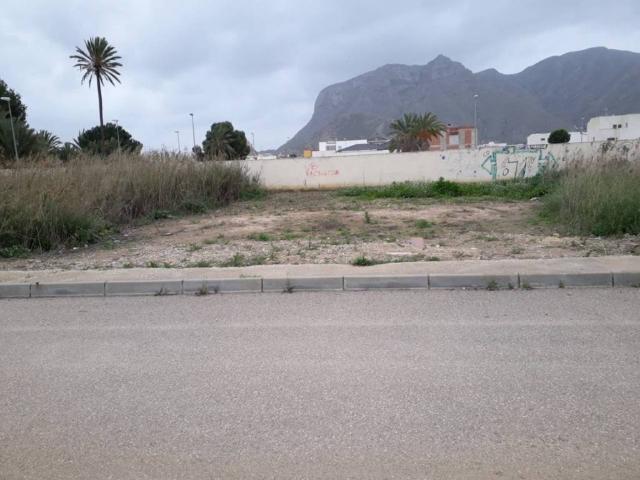 Terreno en Venta en Cox