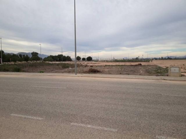 Terreno en Venta en Cox