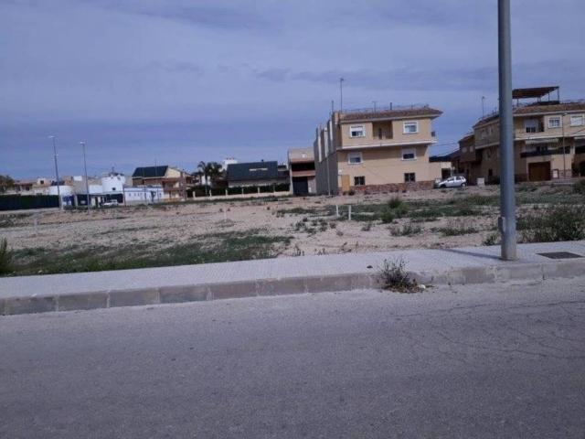 Terreno en Venta en Cox