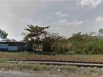 TERRENO INDUSTRIAL EN VENTA ORILLA DE CARRET Y VIAS FERREAS EN SANTA FE VERACRUZ 3.2 HAS
