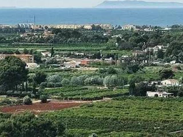 Terreno en Venta en Dénia