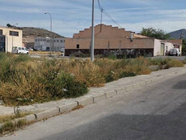 Terreno en Venta en Elda