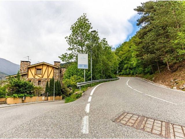 Terreno en venta en Les Escaldes, de 992 m² por 695.000