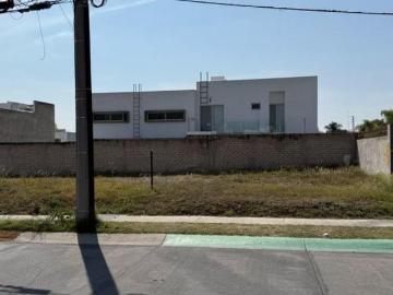 Terreno en venta en esquina | Casa Fuerte