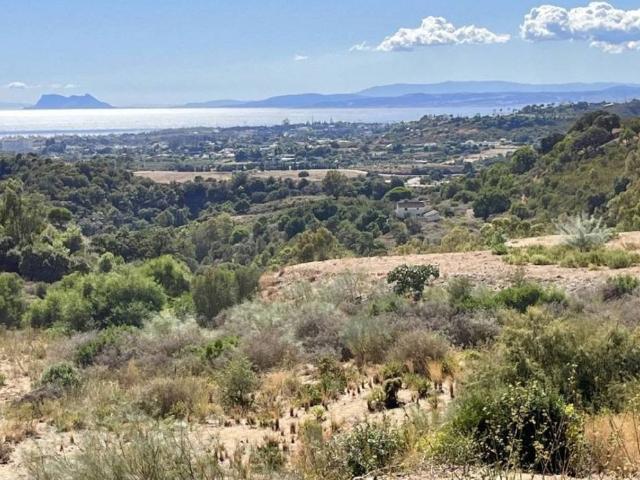 Terreno en Venta en Estepona