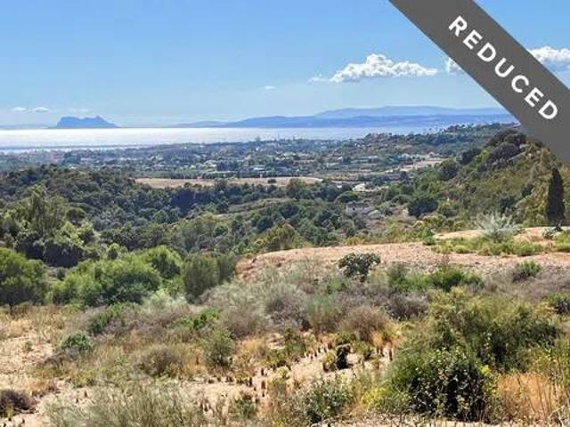 Terreno en Venta en Estepona