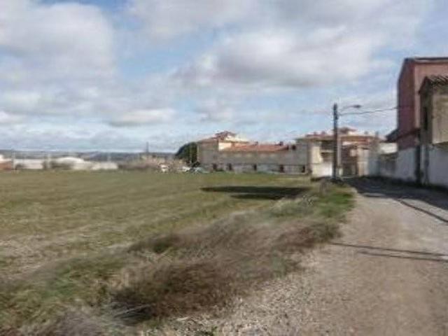 Terreno en Venta en Fuentes de Ebro