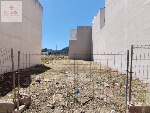 Terreno en Venta en Favara