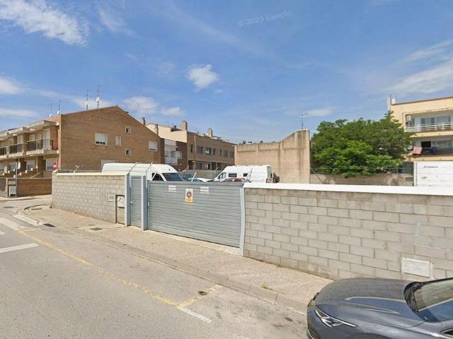 Terreno en venta en Figueres, de 753 m² por 400.000